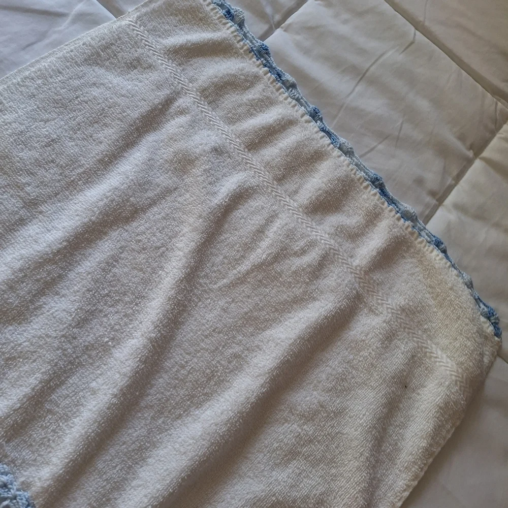Hand Crafted Cream Bath Towel with Blue Crochet Basket Accent